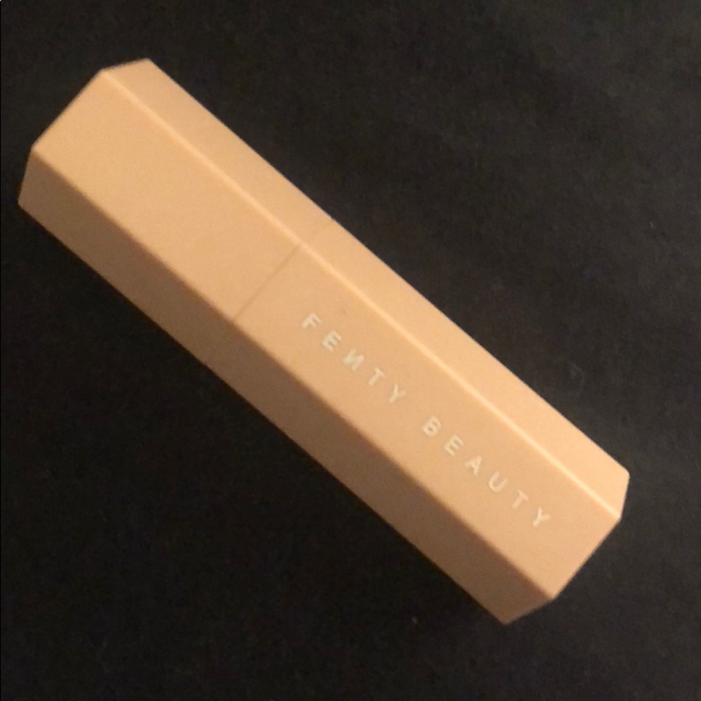 Fenty Beauty Match Stix shade- confetti